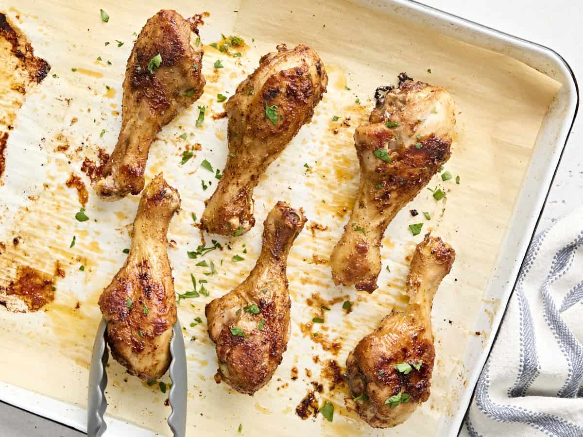 Easy Baked Chicken Drumsticks: Your Go-To Weeknight Meal